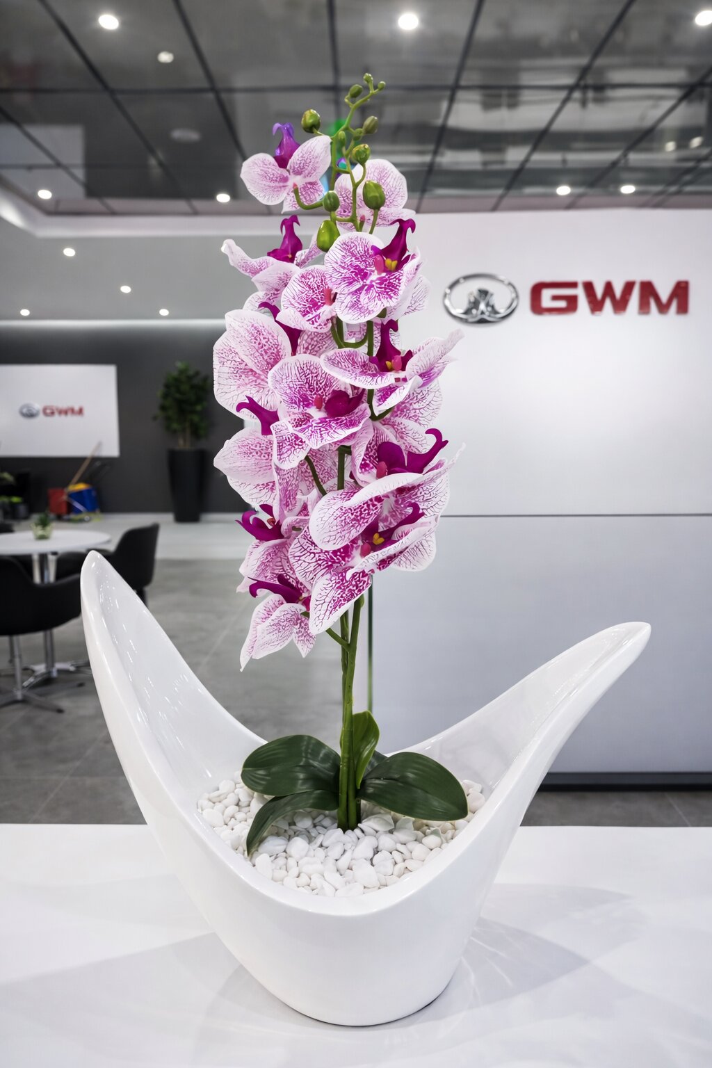 Africa Silk Classics - Purple flowers in vase